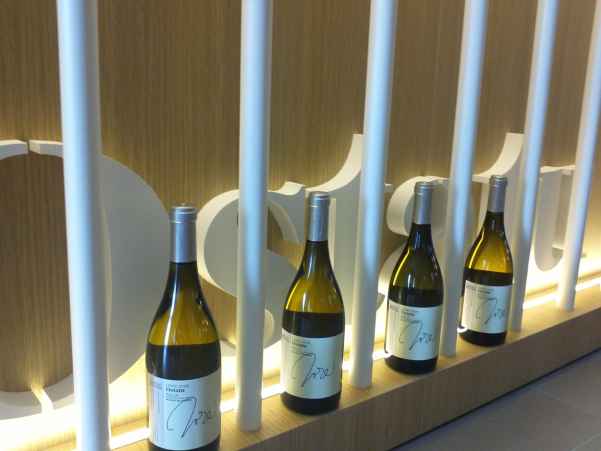 Bodegas Ostatu se renueva lanza su nuevo vino Lore de Ostatu 2009